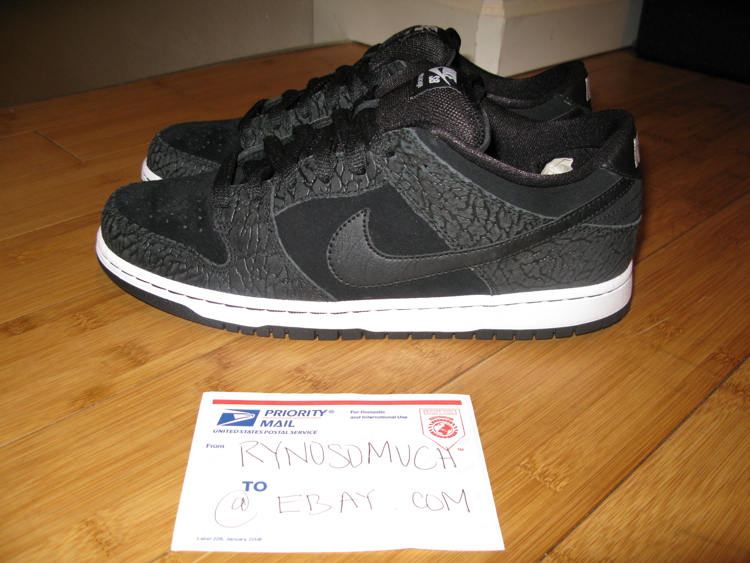 Entourage x Nike SB Dunk Low Premium 'Lights Out' Hits eBay & New | Sole Collector