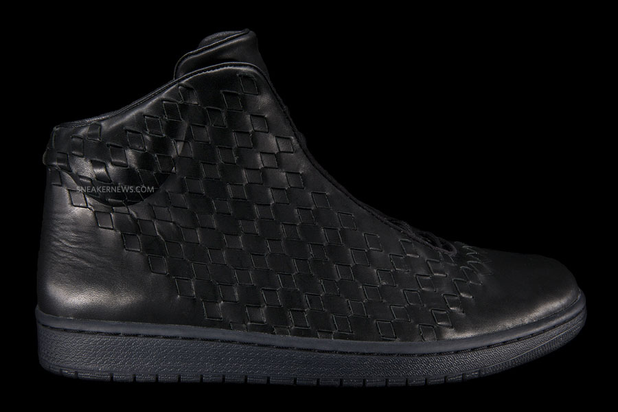 Jordan Shine Black (2)