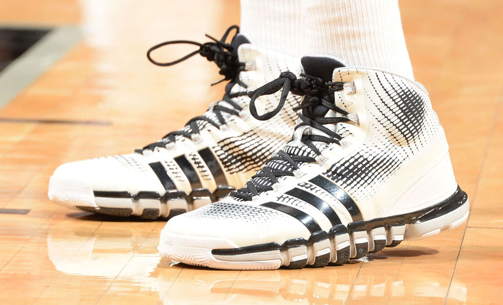 Tim Duncan wearing adidas Crazyquick PE