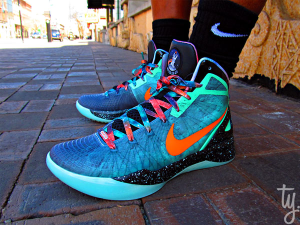 All store hyperdunk shoes