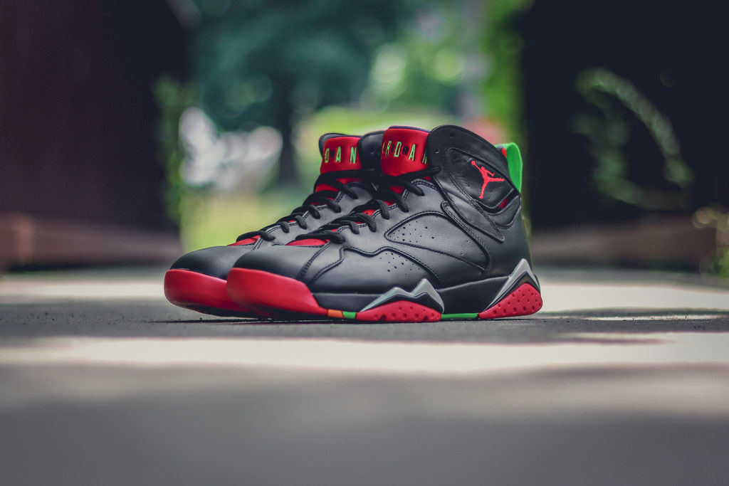 jordan 7s marvin the martian