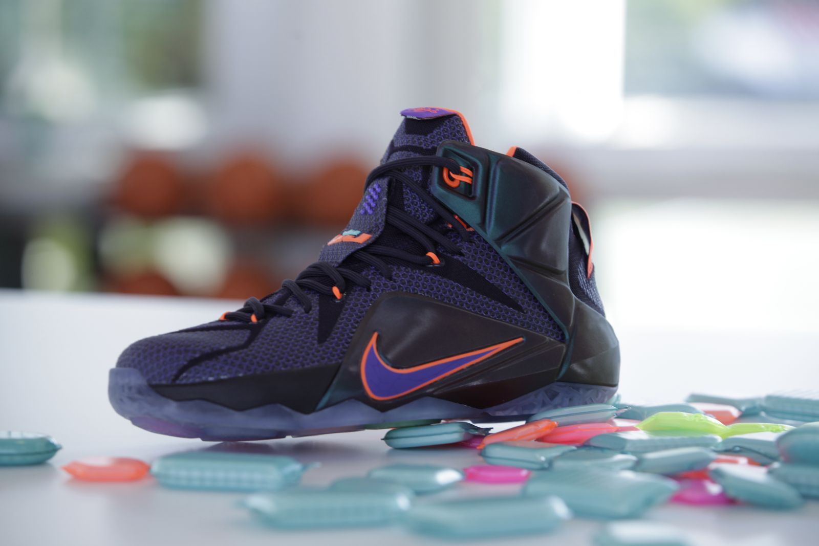 Nike LeBron 12 