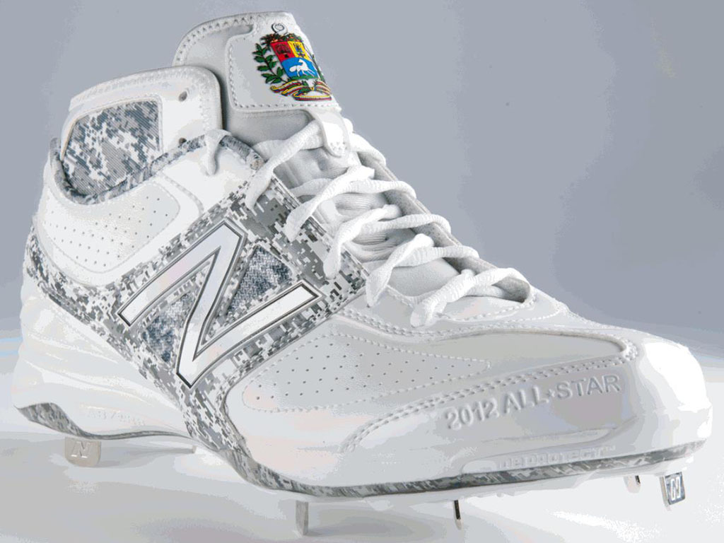 New Balance MB4040 Mid 2012 MLB All-Star Custom Cleats American League Venezuela (1)