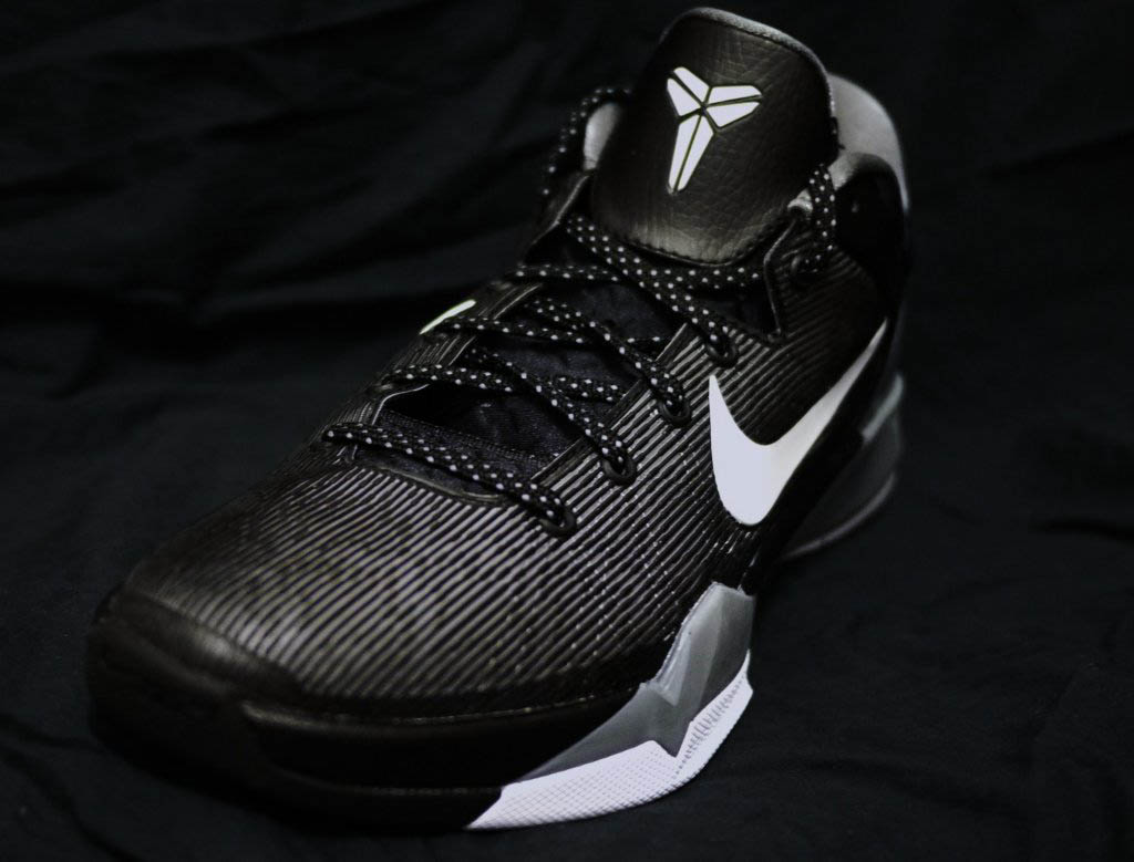 kobe 7 black and grey