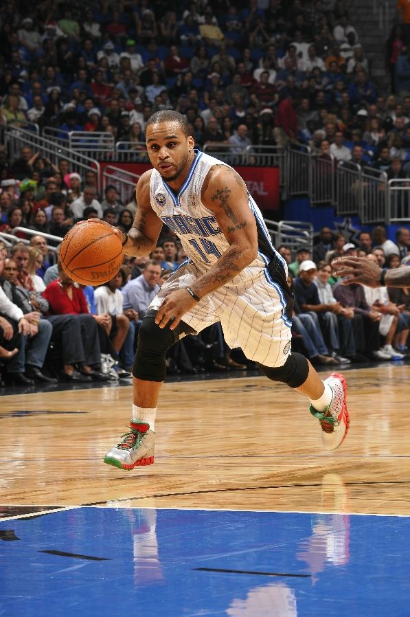 Jameer Nelson wearing the Reebok Zig Slash