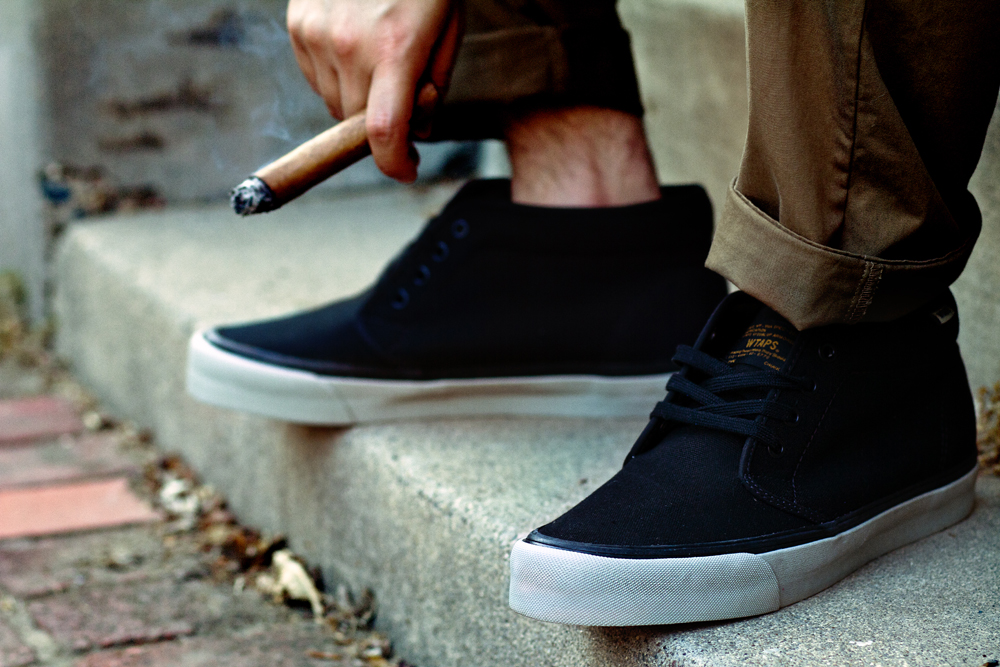 Vans chukka boot store on feet