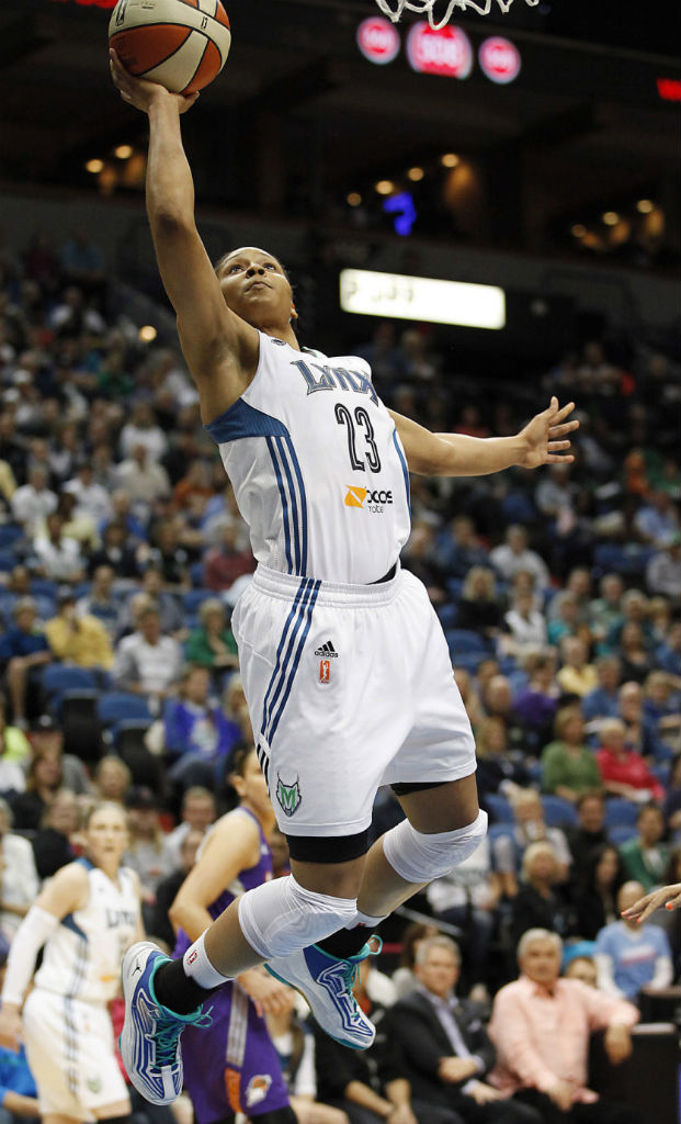 Maya Moore wearing Jordan Aero Mania White Blue Teal PE (1)