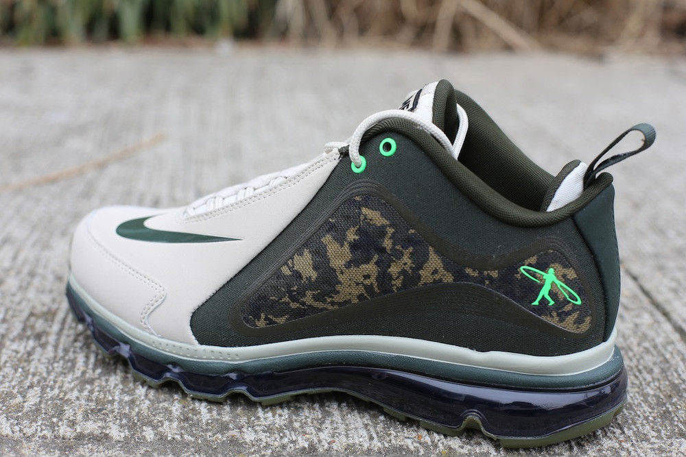 Ken griffey cheap safari shoes