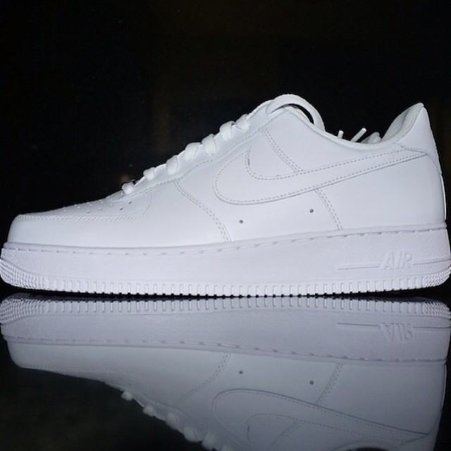 DJ Clark Kent Picks Up Nike Air Force 1 White