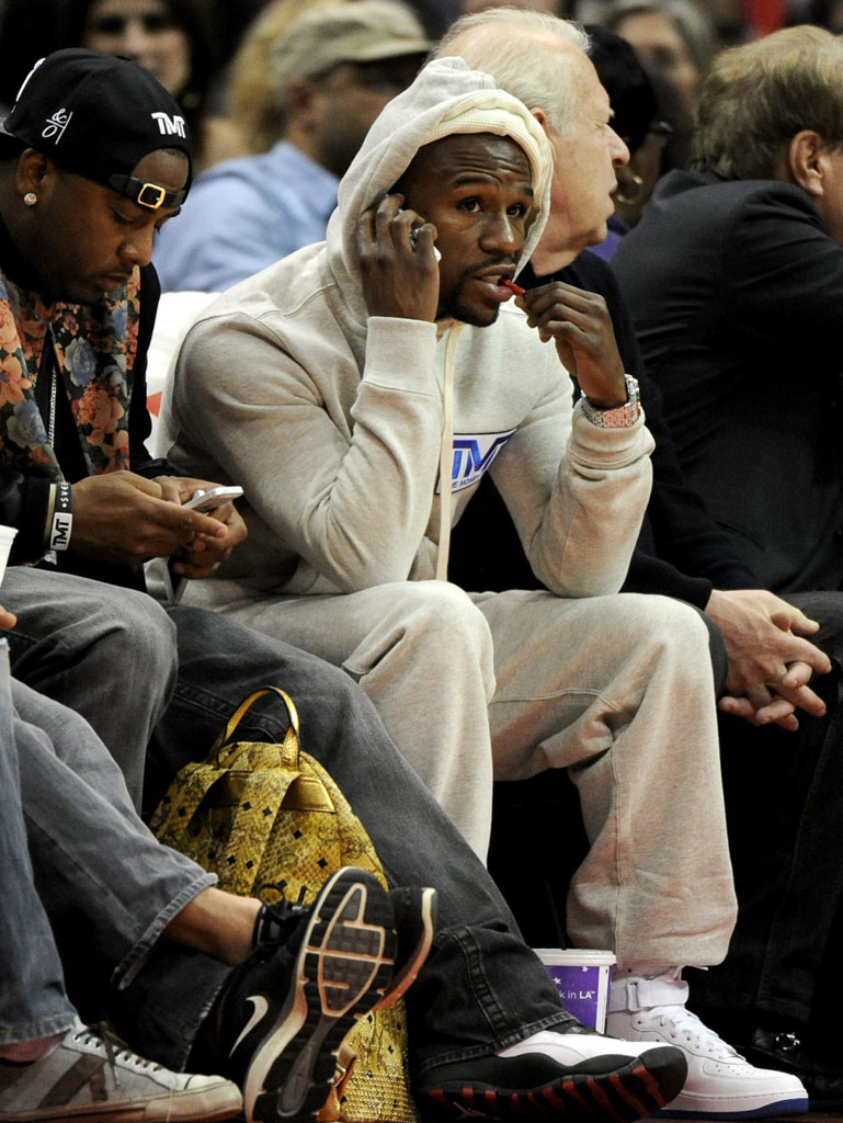 Floyd Mayweather wearing Nike Air Force 1 Hi