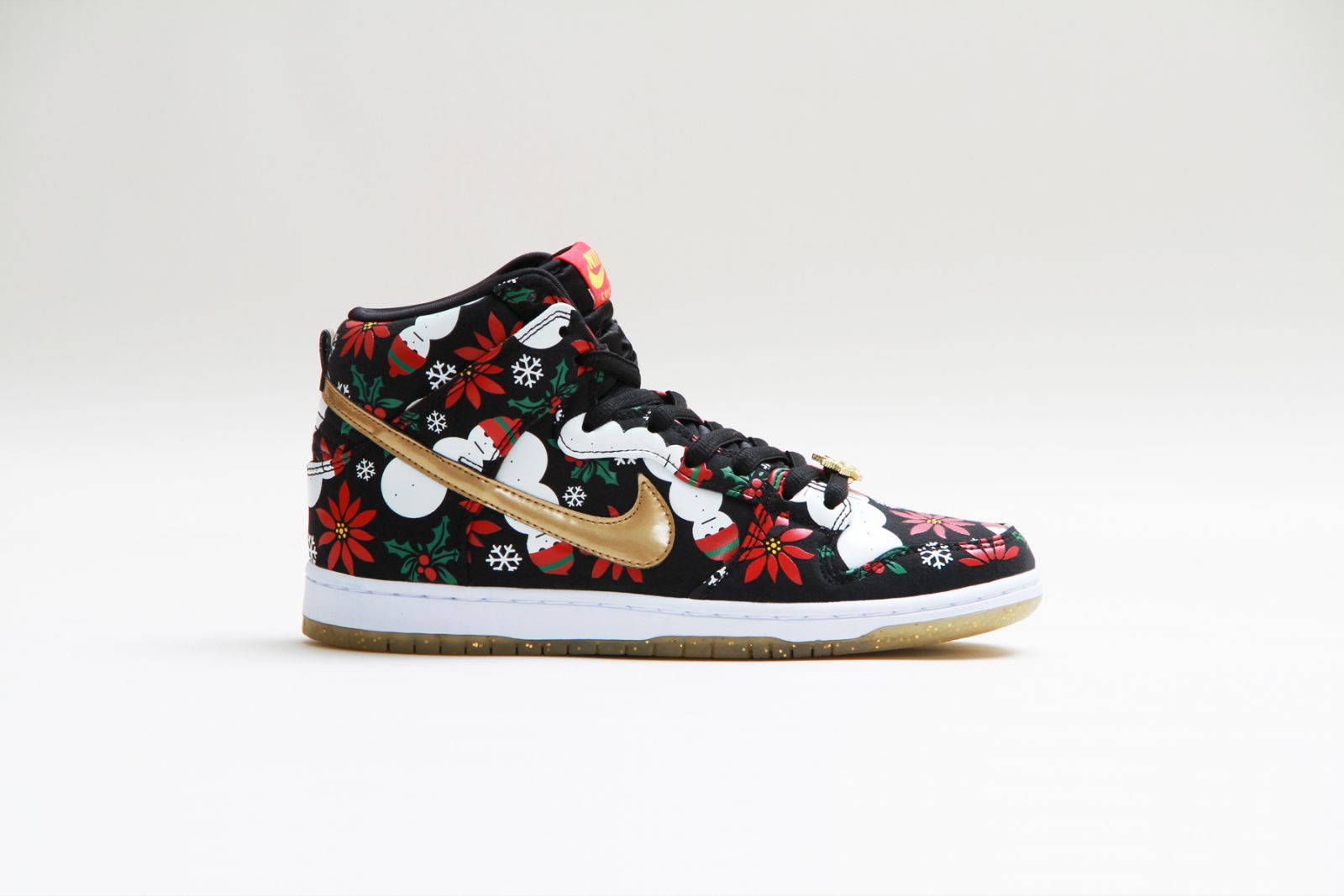 christmas nike dunks