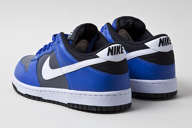 royal blue nike dunk