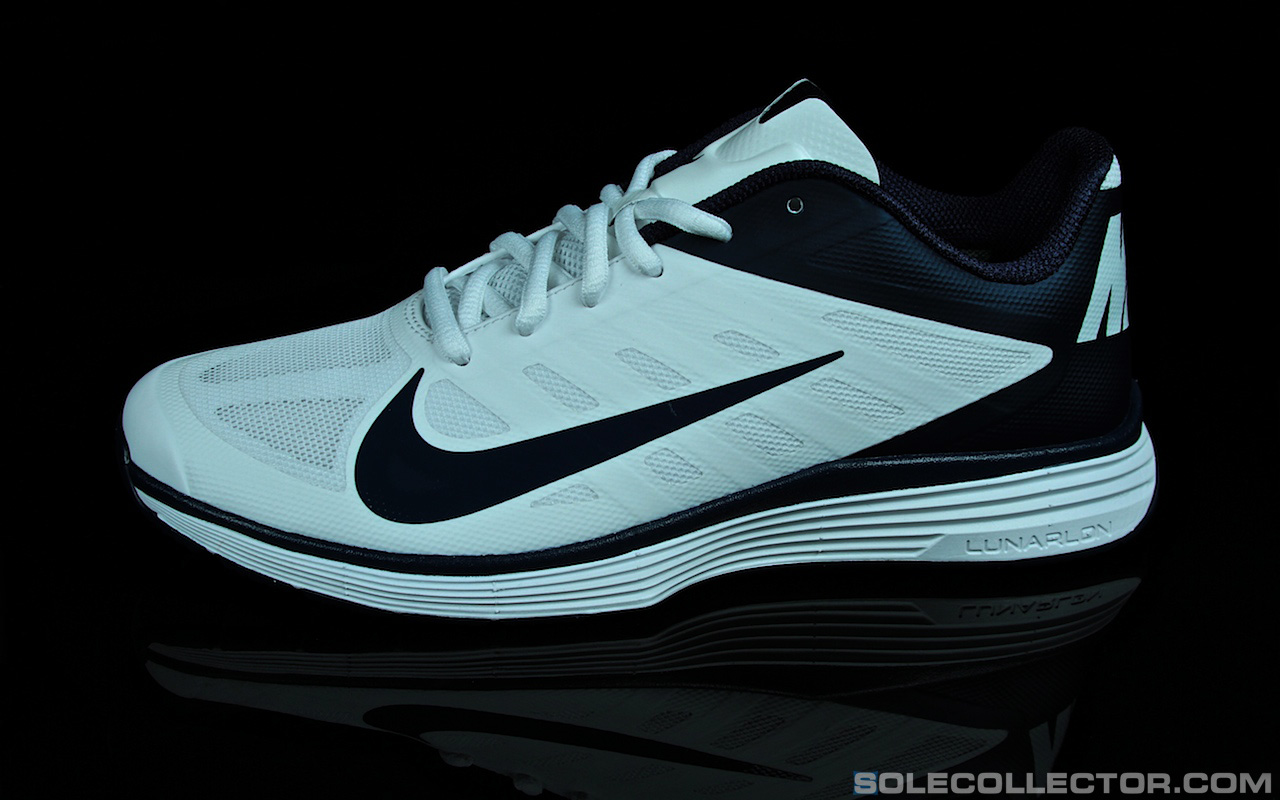 nike lunar vapor trainer