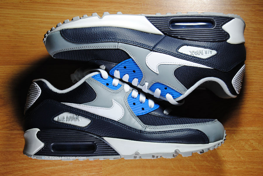 Air max 90 2025 royal blue footlocker