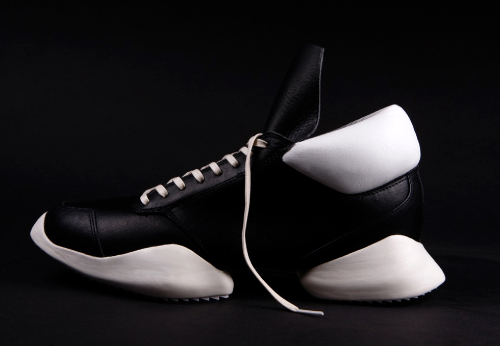 jeans laten we het doen kleding The Completely Ridiculous Yet Amazing adidas x Rick Owens Runner | Sole  Collector