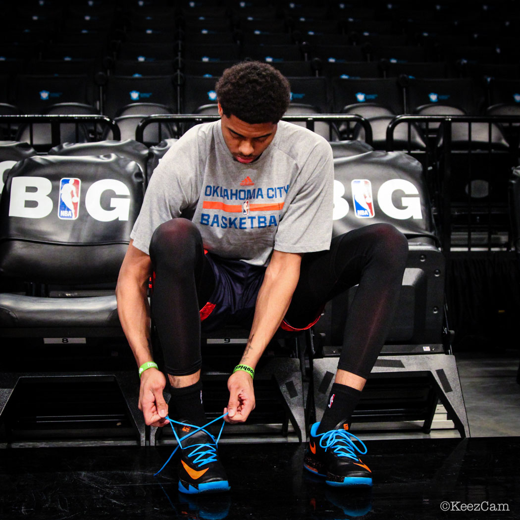 Jeremy Lamb wearing Nike KD 6 OKC Away (2)