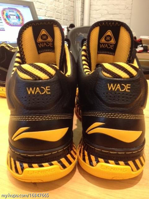 Li-Ning Way of Wade Caution Pack (5)