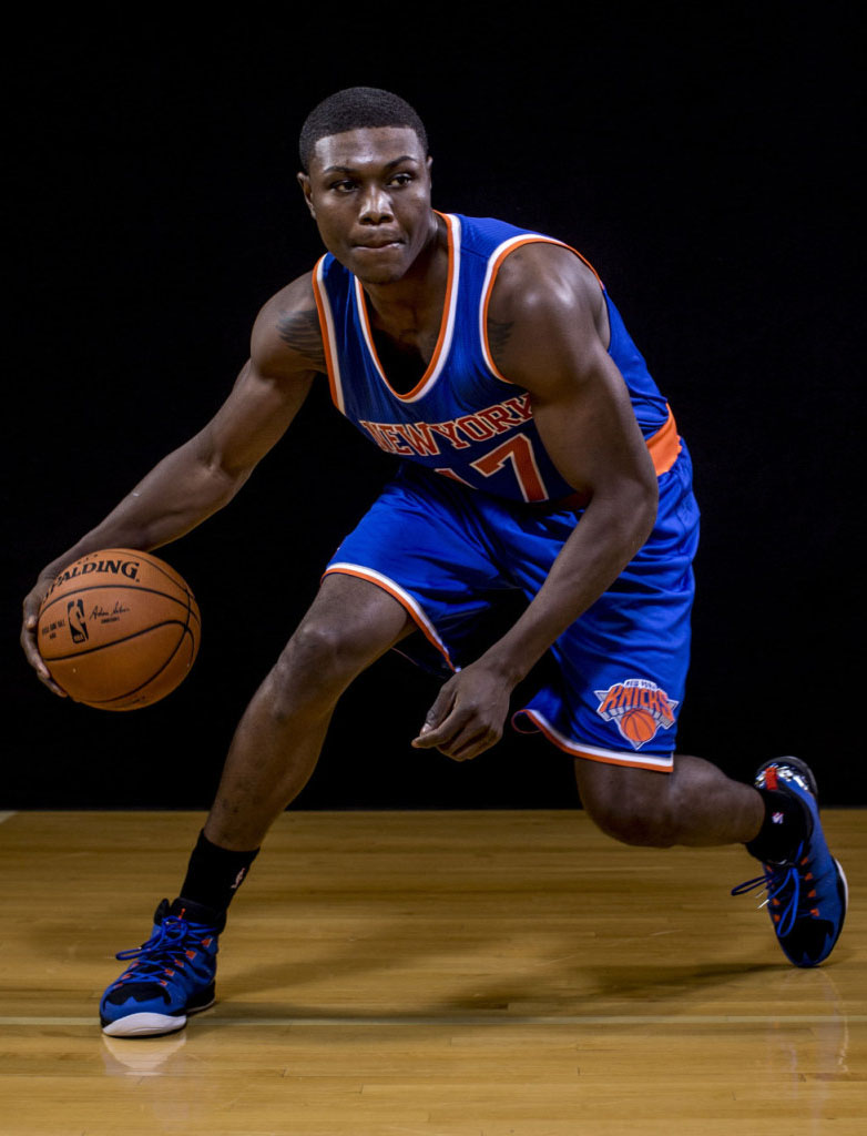 Cleanthony Early wearing Jordan Melo M10 Knicks