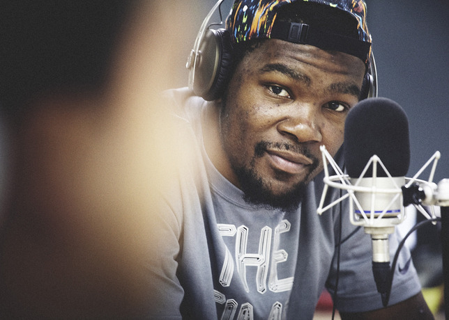 kevin durant visits milan radio station on nike european tour 