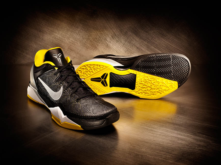 Nike Kobe VII System Supreme Unveiled 