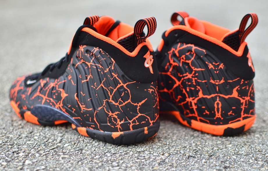 boys nike foamposite