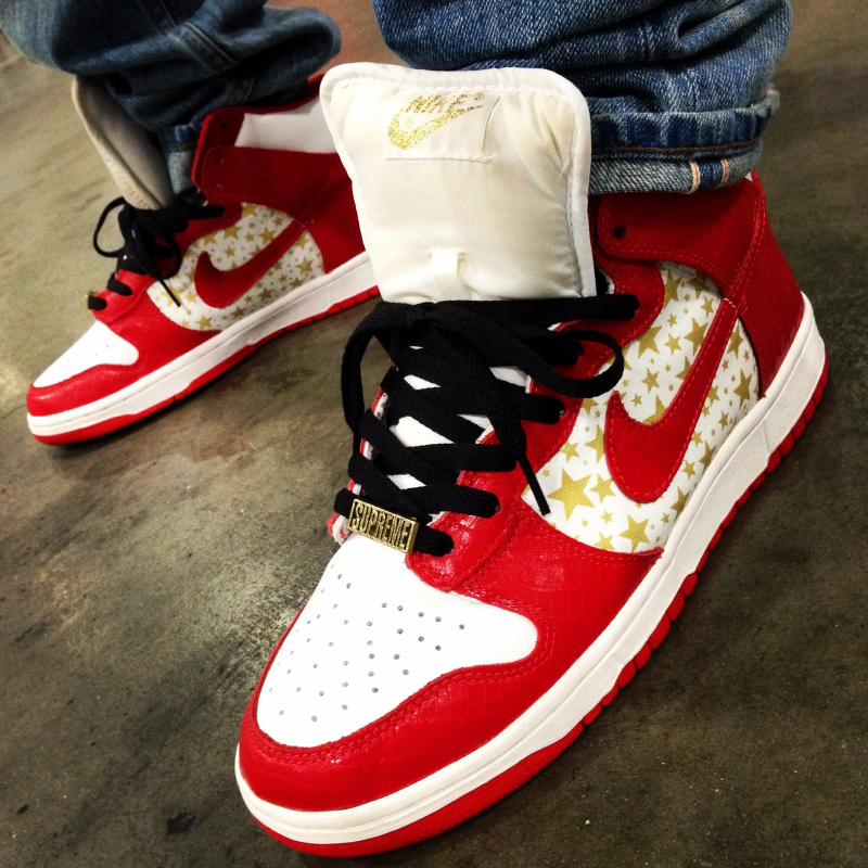 Supreme x Nike SB Dunk High