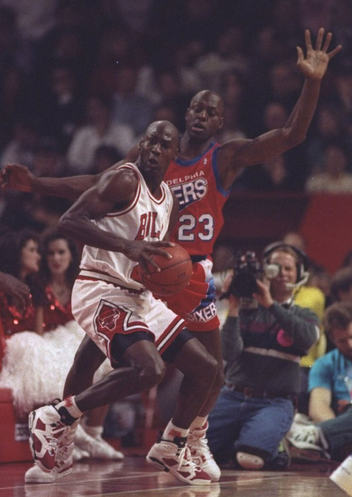 jordan wearing maroon 6s