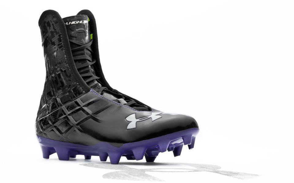 Under armour highlight 2025 cleats black and purple