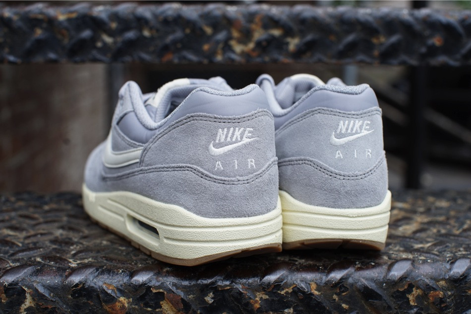 nike air max 1 essential suede