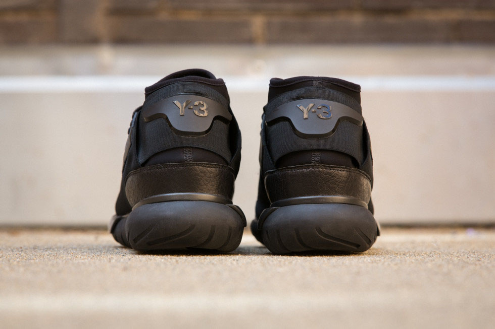 y3 qasa all black