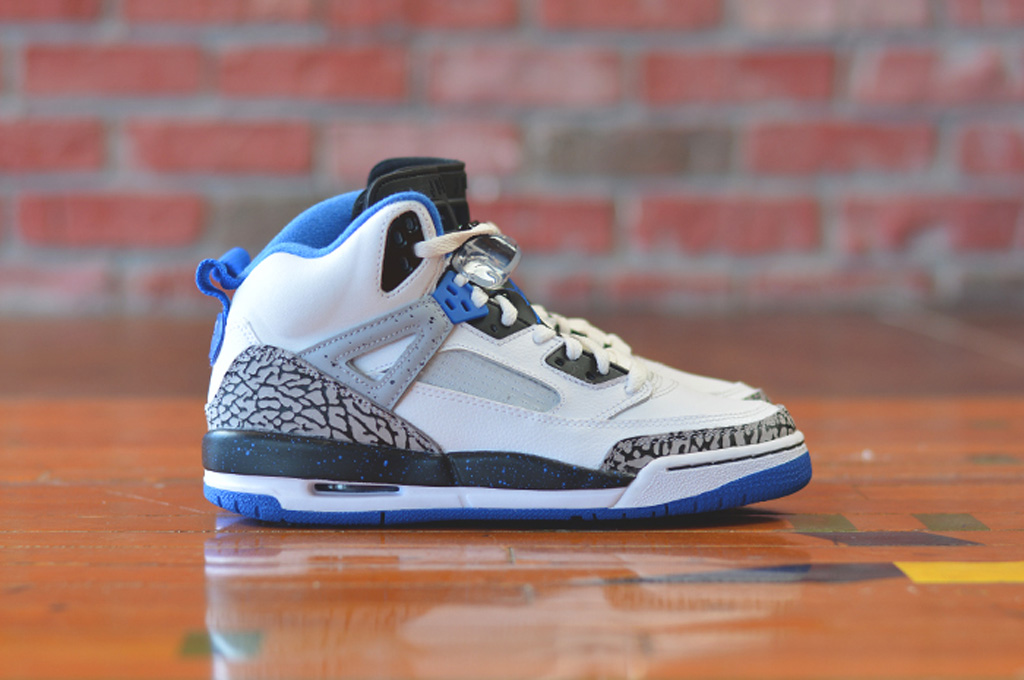 blue black and white jordan mids