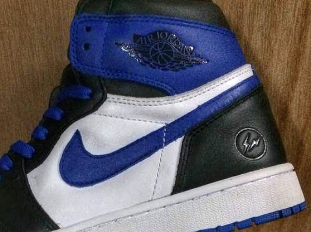 Fragment Design x Air Jordan I 1 (4)