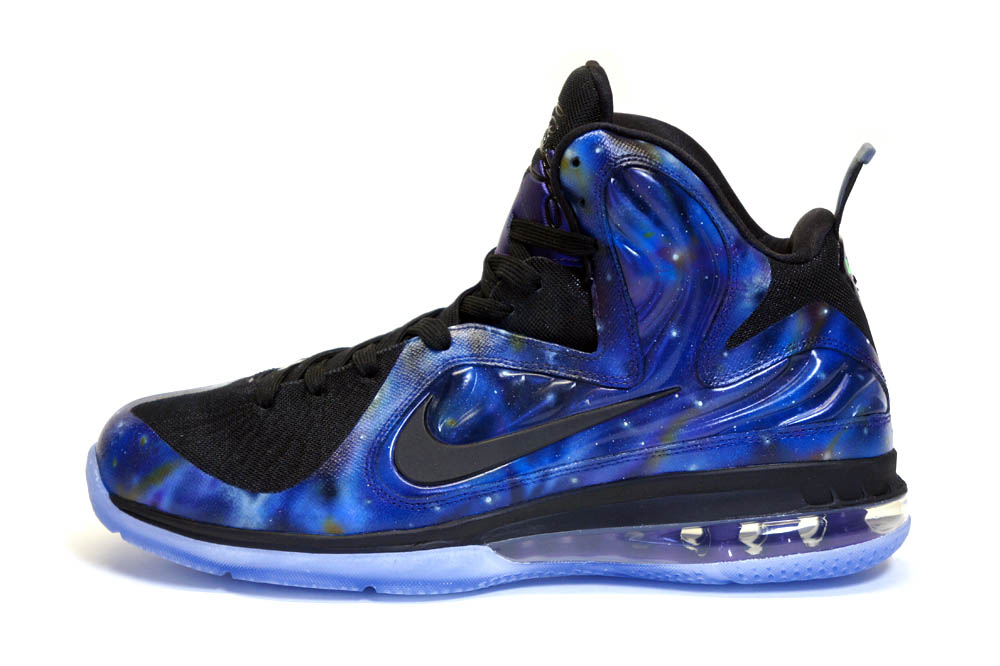 Nike LeBron 9 Foamposite Galaxy by C2 Customs (1)