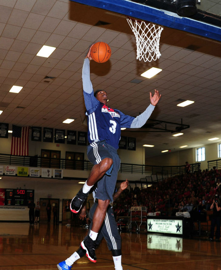 Lou Williams wearing Air Jordan XI 11 Black Red (5)