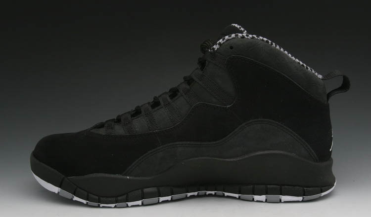 retro 10 black