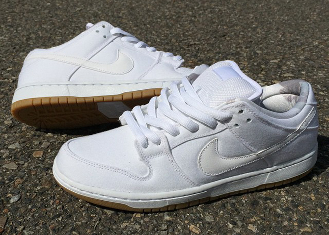 This Clean Nike SB Dunk Low Is Hitting 