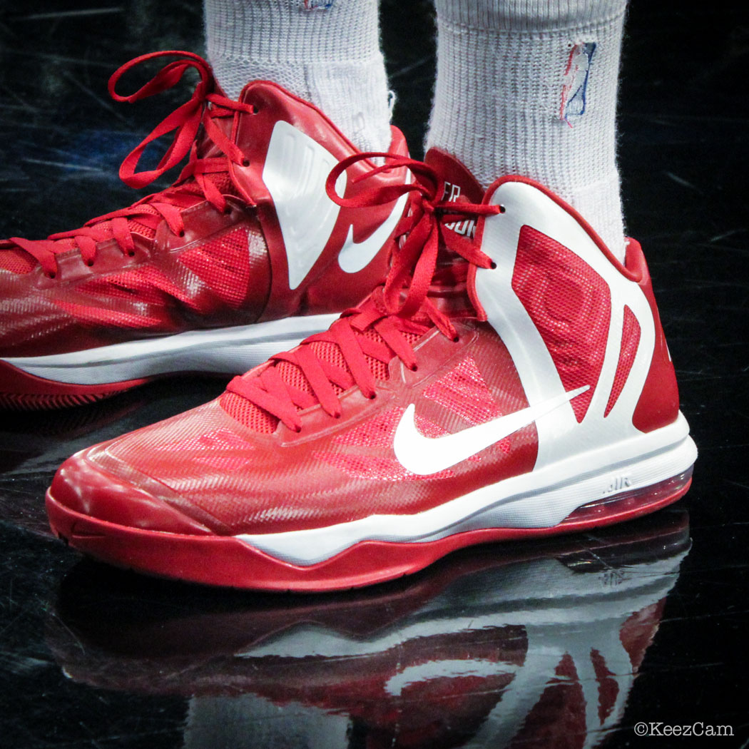 Sole Watch // Up Close At MSG for Nets vs 76ers - Arnett Moultrie wearing Nike Hyperaggressor