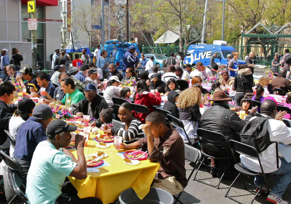 etnies LA Mission Shoe Donation 2013 (9)