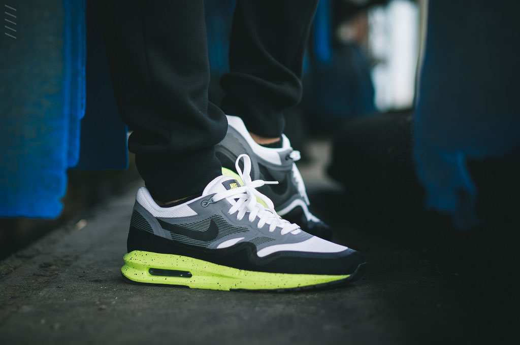 niwreig in the Nike Air Max Lunar1