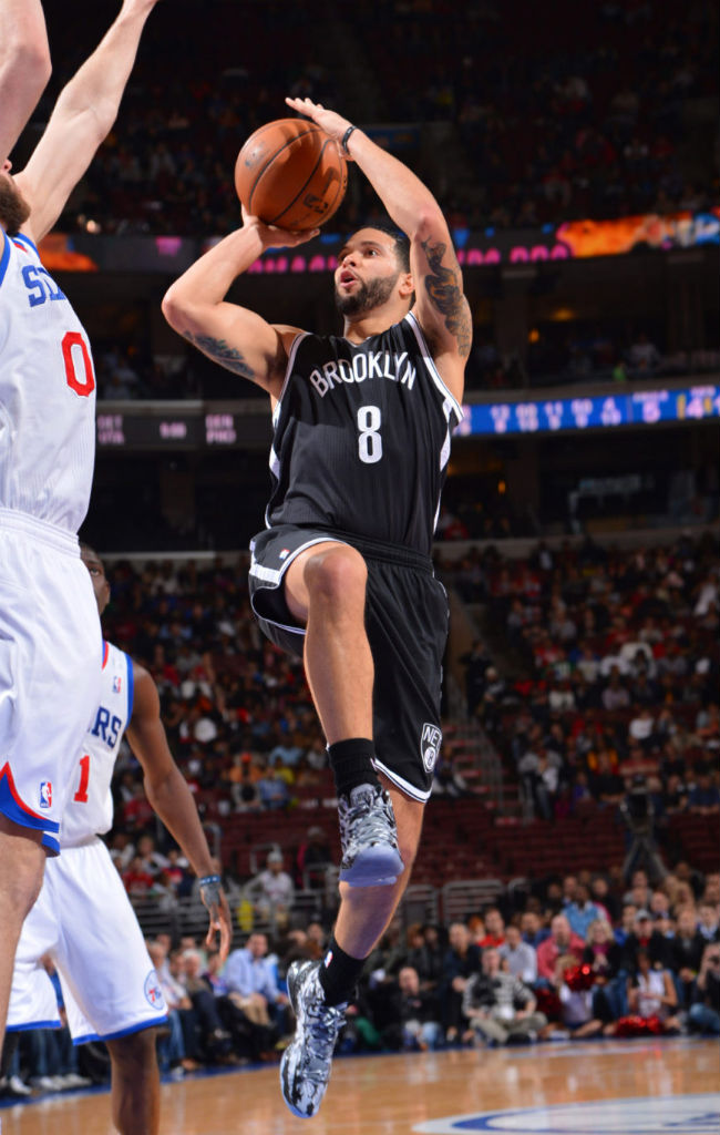 Deron Williams' Camo Nike Zoom Hyperdisruptor PE (3)