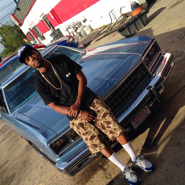 Currensy wearing Nike Air Max 1