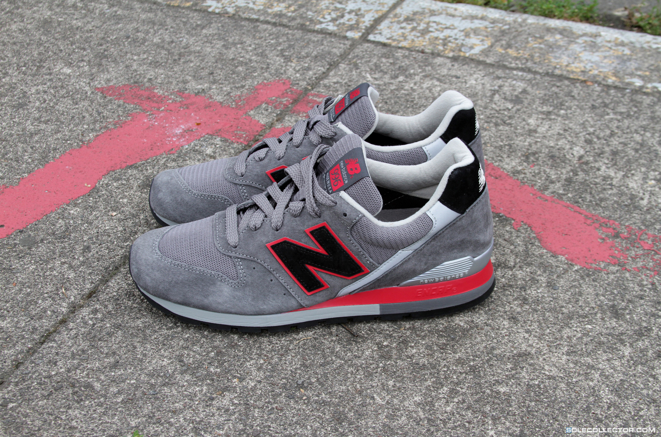 New balance clearance 996 black red