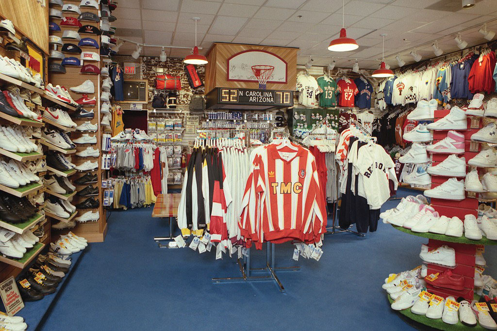 1988: Earlier concepts like this San Antonio location used cedar wood in store design.