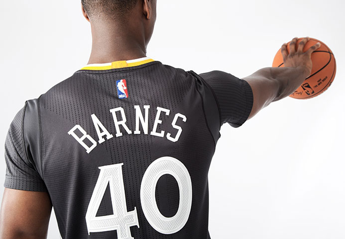 adidas and the Golden State Warriors Unveil Slate Sleeved Alternate Uniform (7)