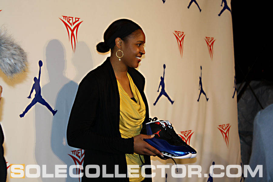  Carmelo Anthony Powers Through the Hudson Jordan M8 Flight Event Recap 14