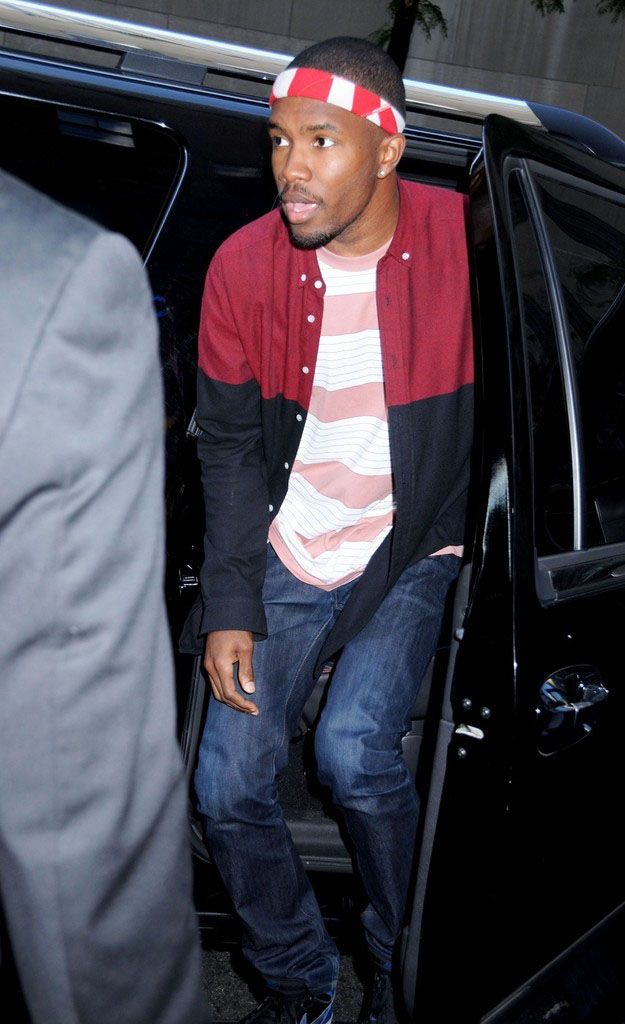 Frank Ocean wearing Air Jordan I 1 Black Royal (1)