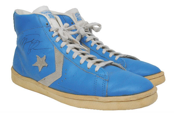 Converse Pro Leather UNC Autographed by Michael Jordan (1)