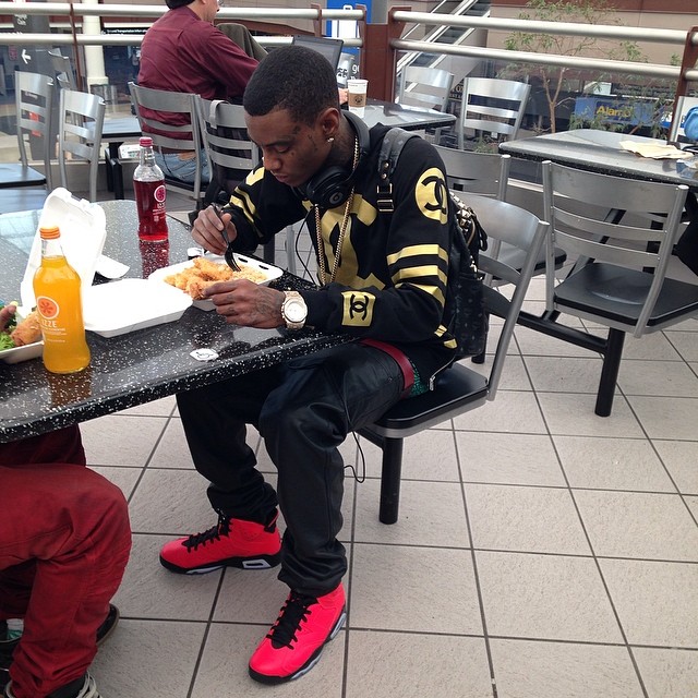 Soulja Boy wearing Air Jordan VI 6 Infrared 23