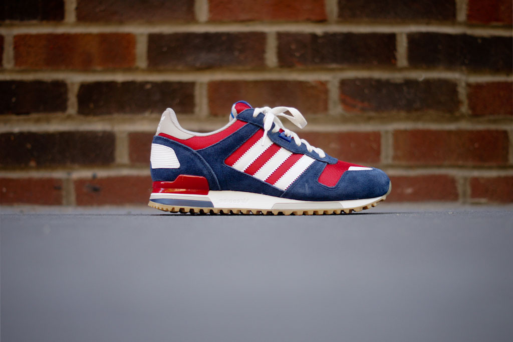 Adidas originals zx 700 on clearance feet