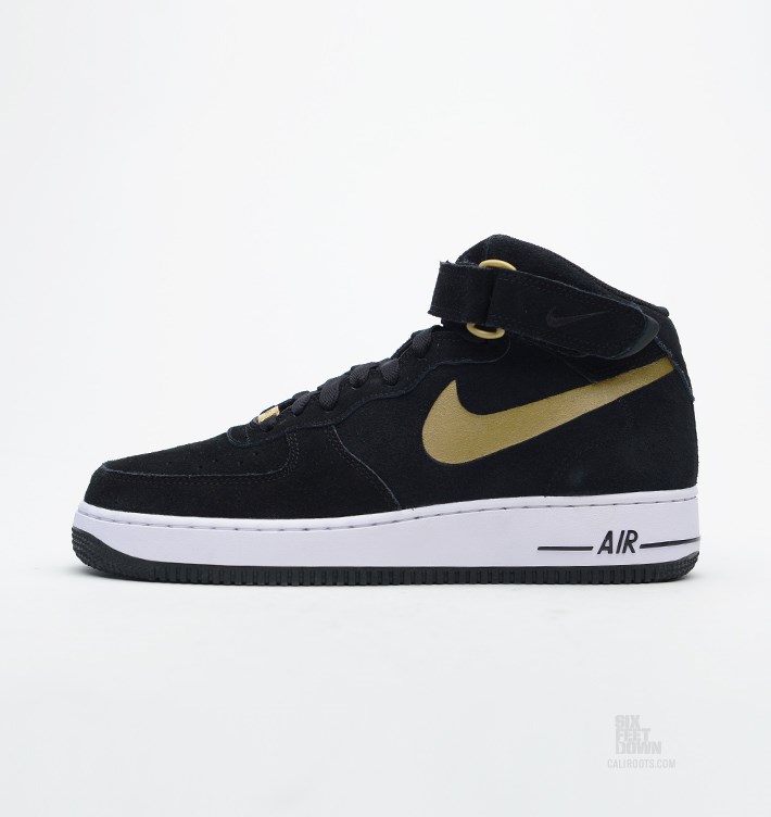 nike air force 1 black with gold